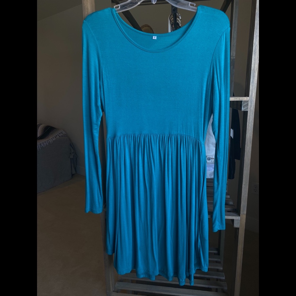 Teal stretchy long sleeved skater dress